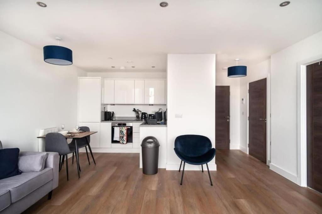 Apartamento Snug 1br Apt, 4ktv-free Parking
